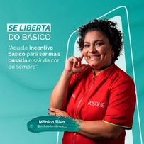 Esmalte Risque Cremoso ManiCores Se Liberta do Básico Verde Escuro 8ml