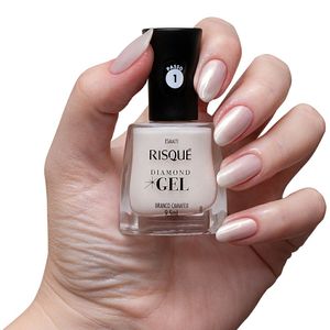 Esmalte Cremoso Risqué Diamond Gel Branco Camafeu 9,5ml