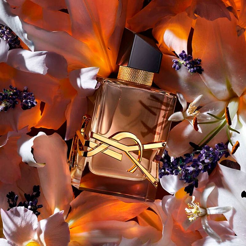 Yves Saint Laurent Libre Flowers & Flames Eau de Parfum - Perfume Feminino 50ml