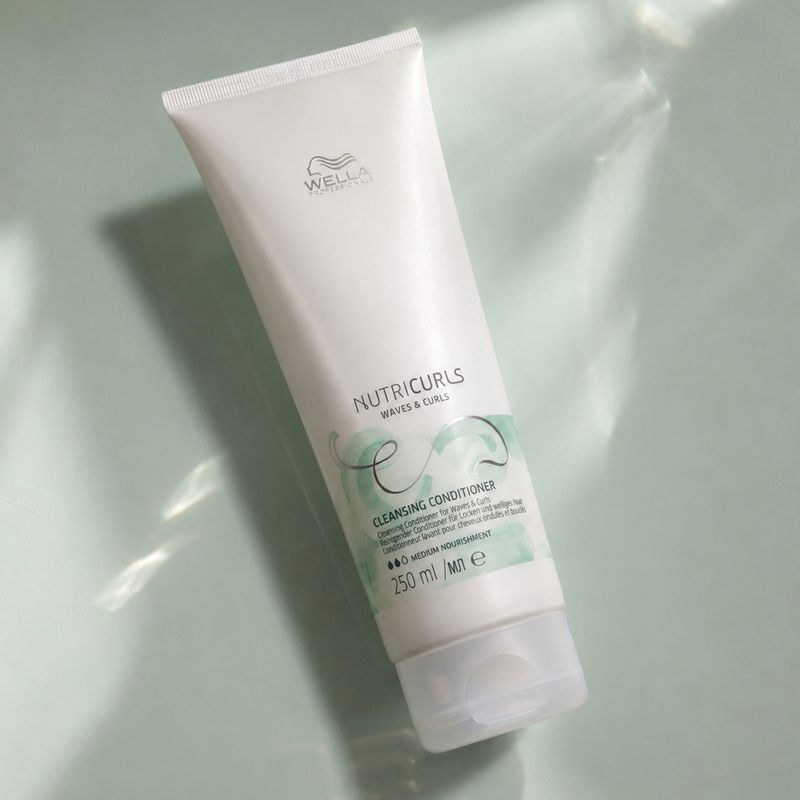 Kit Wella Professionals NutriCurls - Cuidado Essencial para Cachos (3 produtos)