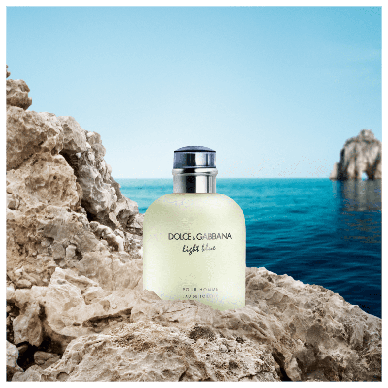 Dolce & Gabbana Light Blue Pour Homme Eau de Toilette - Perfume Masculino 40ml